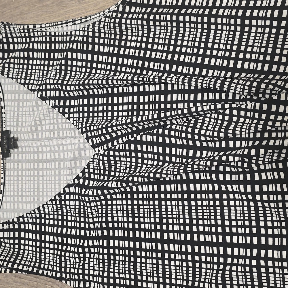 Ann Taylor Black and White Plaid Sleeveless Blouse - Picture 11 of 16